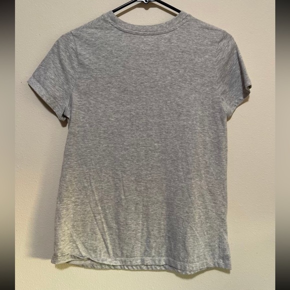 Women’s gray “Merry and Bright” Christmas tee - Picture 2 of 2